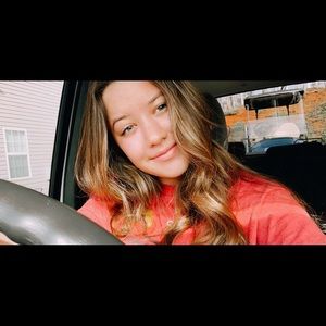 Meet your Posher, Eve